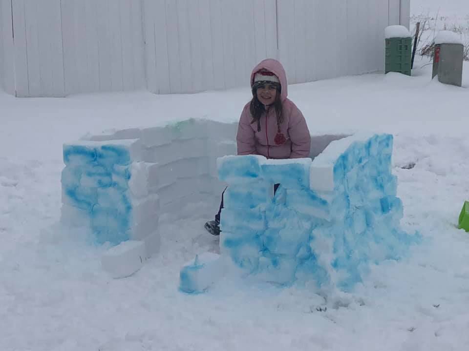 Snow fort!